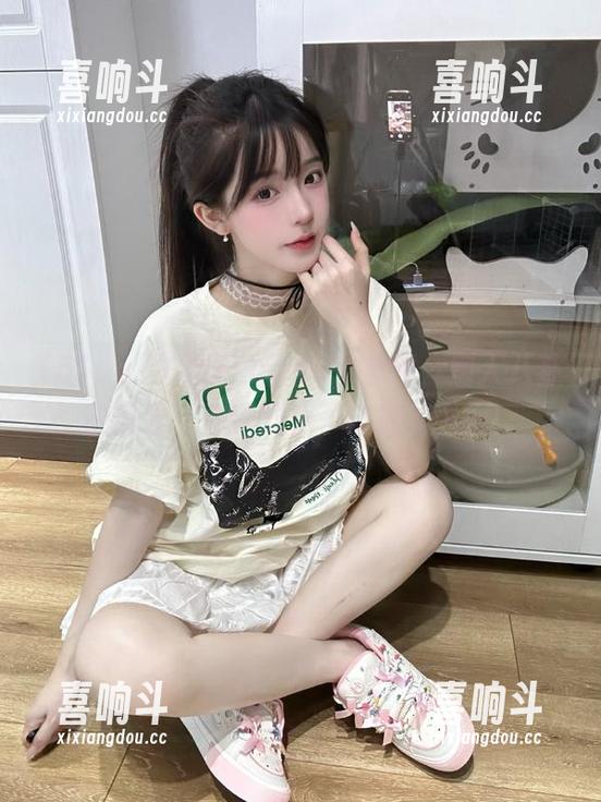 关注51cg.com官网，别人八卦的同时，你也成为了话题的中心！