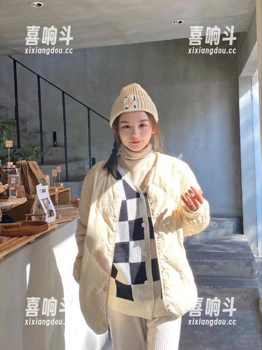 51吃瓜 51吃瓜:吃瓜再播,给我来条更香的线路!