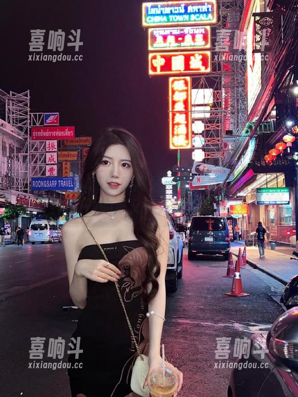 51吃瓜网站：快来看全网热点，谁的瓜又让人心痒痒？