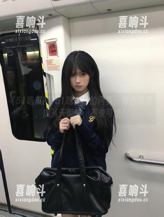51吃瓜网的网页：点击这里，瓜从天而降，不来可惜！