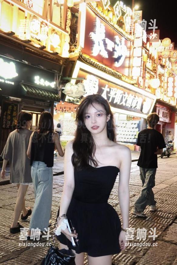 刚刚在998.su上观看了些什么？忍不住想说：真是令人瞠目结舌！