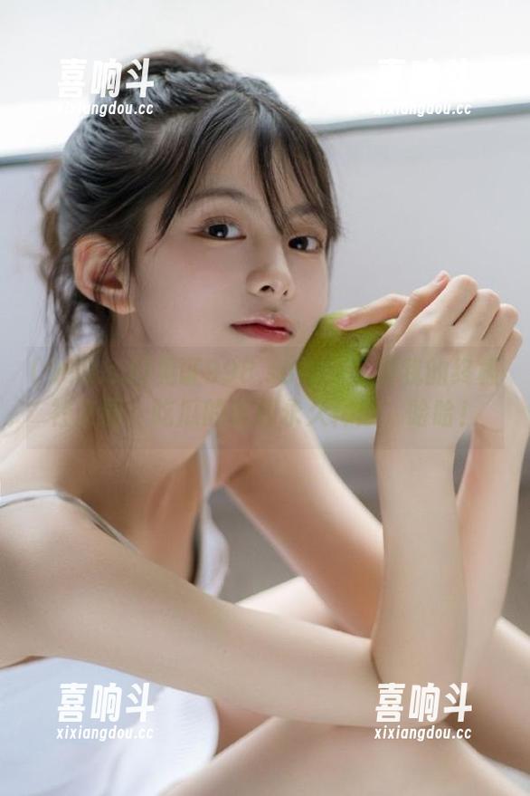 998.su 见证998.su如何颠覆我的终极社交圈,吃瓜的乐趣永久释放,哈哈!
