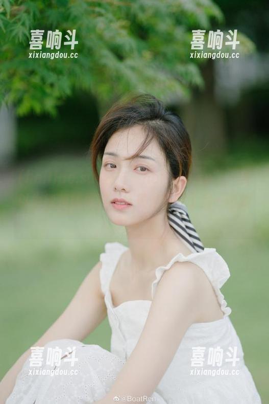 登陆“heiliao.su”，我以为能解锁黑料，结果是打开了另一个新世界…