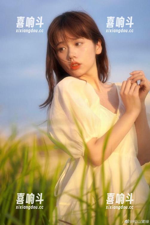 在线蹲守“hlwbet”：你们怎么知道我这个吃瓜的身体如此瘫软？