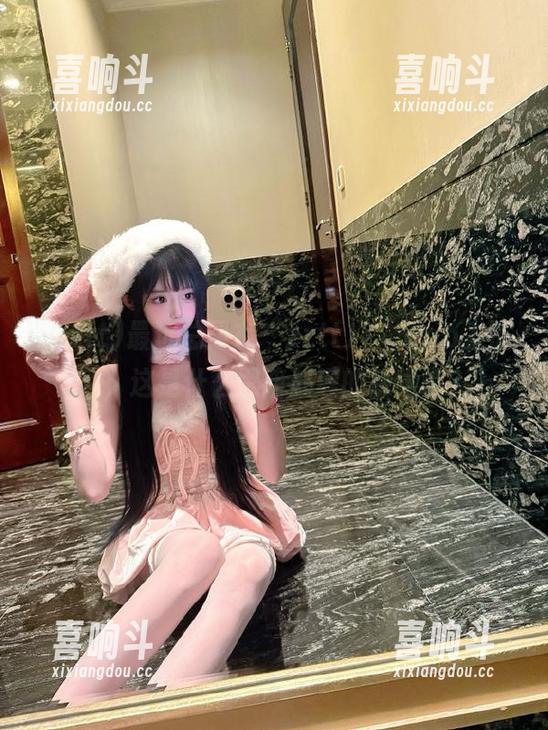 最近总是在“zztt17”app上沉迷，这是什么黑暗料理的感觉啊？