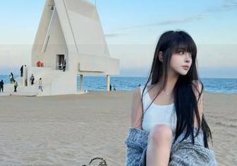 “zztt11”网站上那些无聊的热帖，让我怀疑自己的人生选择…