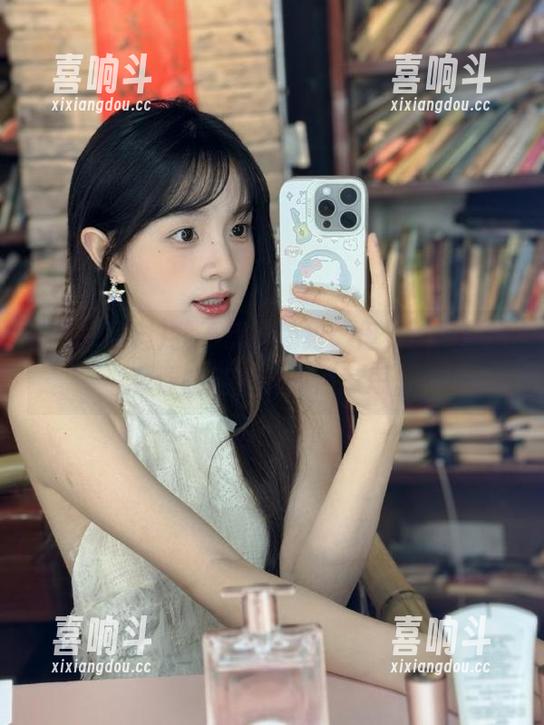 我不想当舔狗，但九一黑料的免费版链接真有点意思。