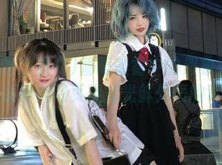 朝阳晨雾中的假象：五一吃瓜群众网页揭露光鲜外表的背后