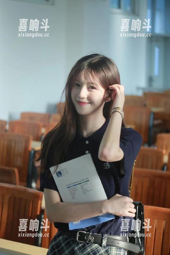 八哥黑料真相大揭秘！观看后让你忍不住摇头叹气。