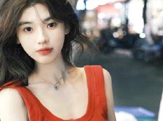 点开“八哥黑料”网站，心情都是五味杂陈的滋味……