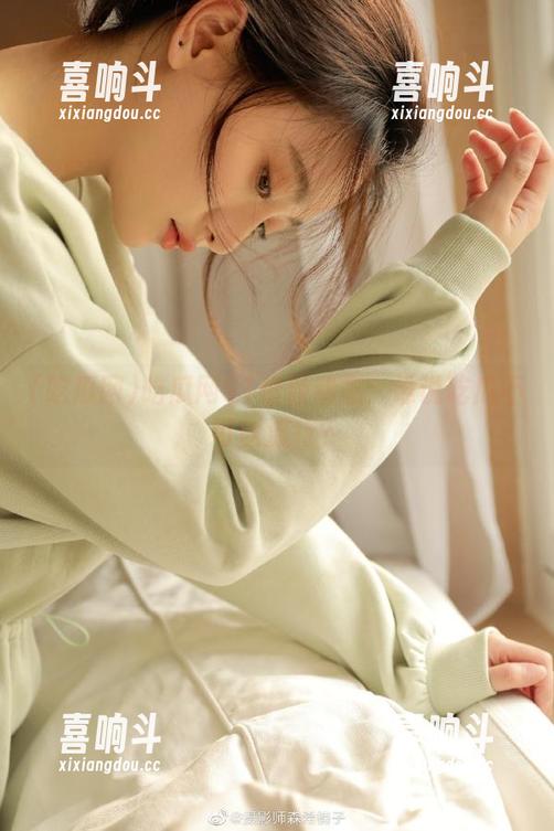 吃瓜网91最新动态：谁说吃瓜不可以流行？