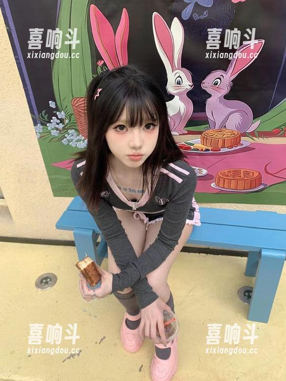 吃瓜网址：娱乐圈秘密永远都是甜的，可你敢尝吗？