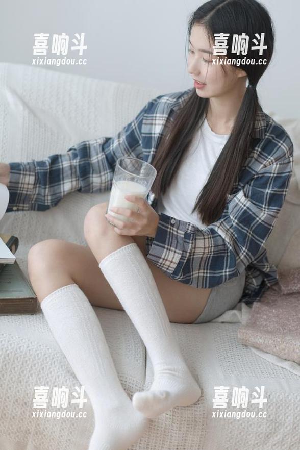 黑料91苹果版，让你在家也能身临其境吃瓜，全新体验！