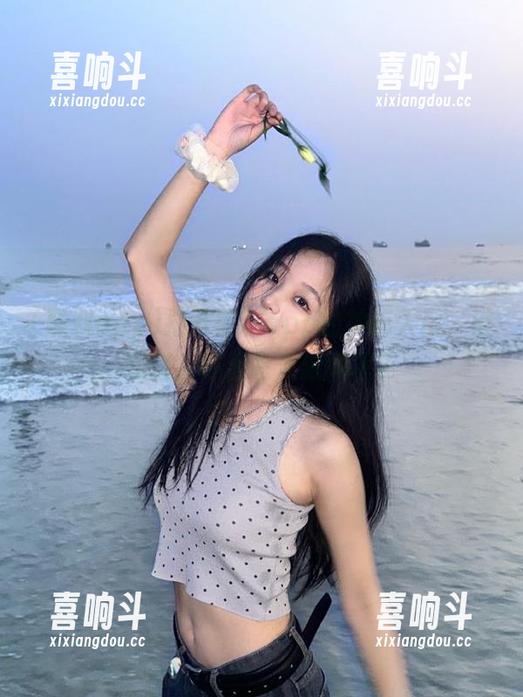 打开黑料app的神秘入口，谁知道会曝出啥大新闻呢？