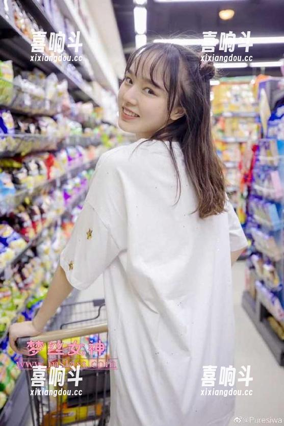 黑料不打烊苹果版：手机DNS改起来，感觉像在解谜游戏一样！