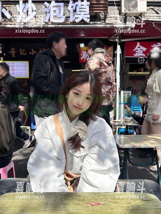 黑料不打烊 黑料不打烊tttzzz苹果版:瓜皮真相,入口即化,快来围观!