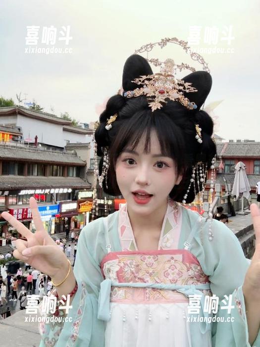 划开在线入口，看黑料不打烊tttzzz！小心别被吸进去哦！