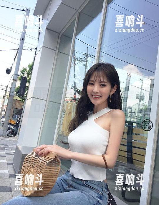 黑料网 黑料网网页,吃瓜还是吵架?入口能不能更清晰点啊嘿嘿~