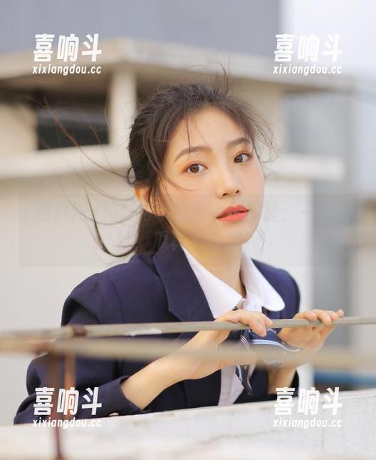 黑料网苹果版今日重磅：一杆钢枪，瓜真不少哦！