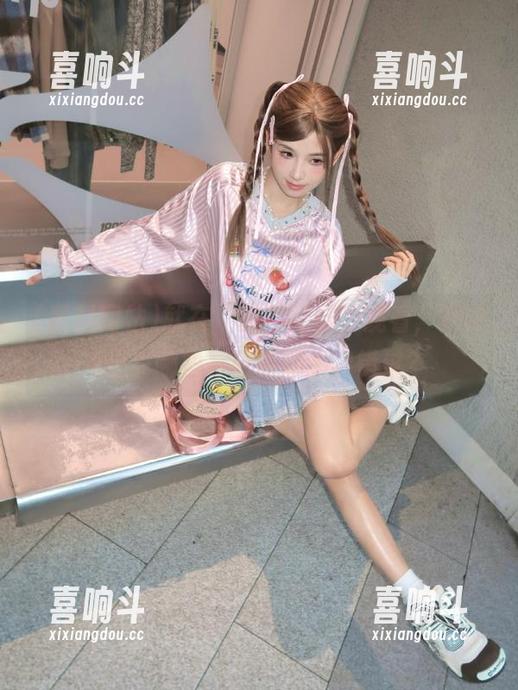 就在“黑料网站”观看，2025还有哪些奇葩新闻不容错过？